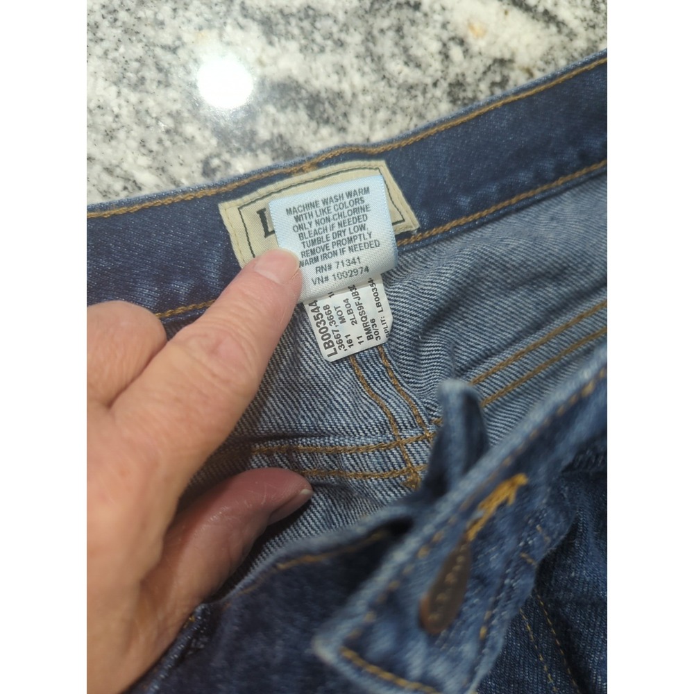 LL BEAN Classic Fit Jeans Men's 30x36 Blue Denim Jeans 71341 - Picture 3 of 10